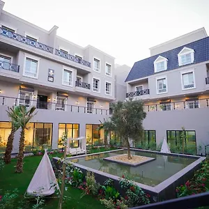 Luxury Al Majdiah Residence،9 شقة